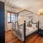 Beachfront Turtle House With Private Pool Zanzibarhouses